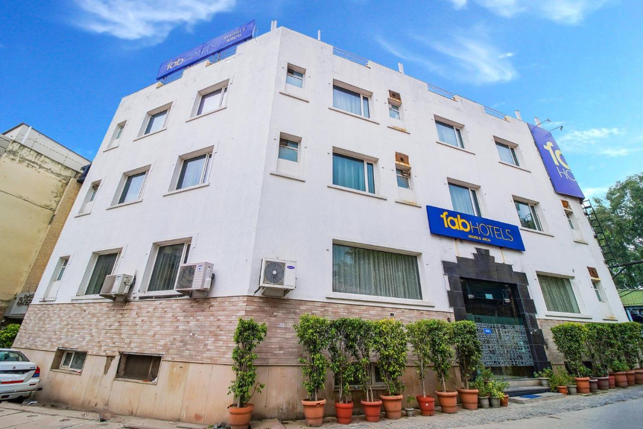 Fabhotel Marble Arch - Nr Karol Bagh Market เดลี ภายนอก รูปภาพ