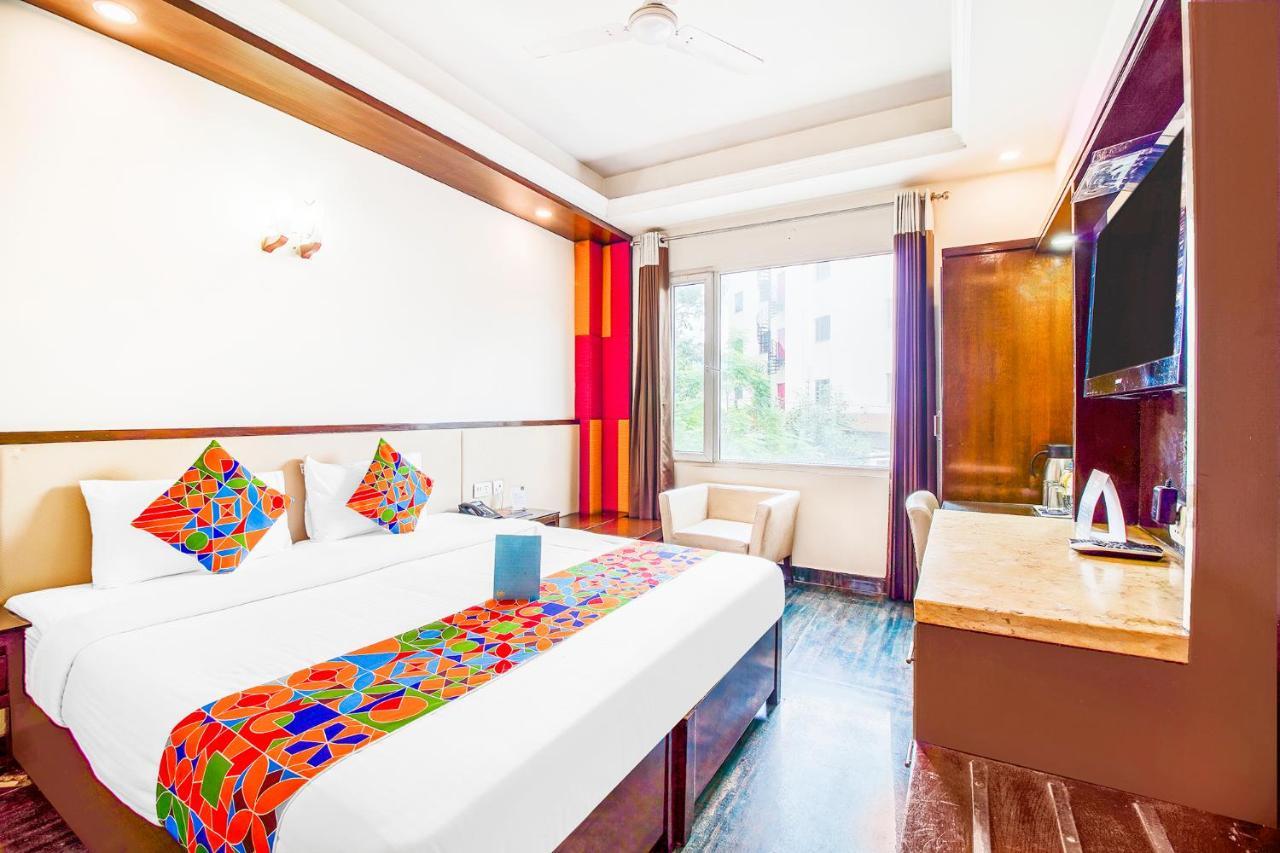 Fabhotel Marble Arch - Nr Karol Bagh Market เดลี ภายนอก รูปภาพ