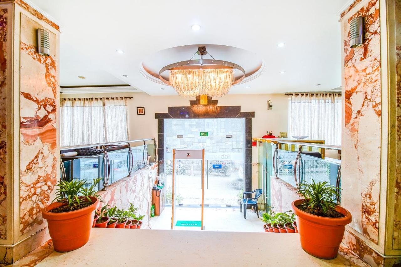 Fabhotel Marble Arch - Nr Karol Bagh Market เดลี ภายนอก รูปภาพ