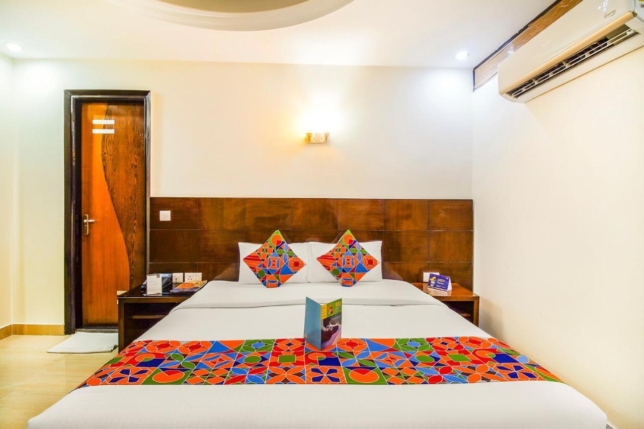 Fabhotel Marble Arch - Nr Karol Bagh Market เดลี ภายนอก รูปภาพ